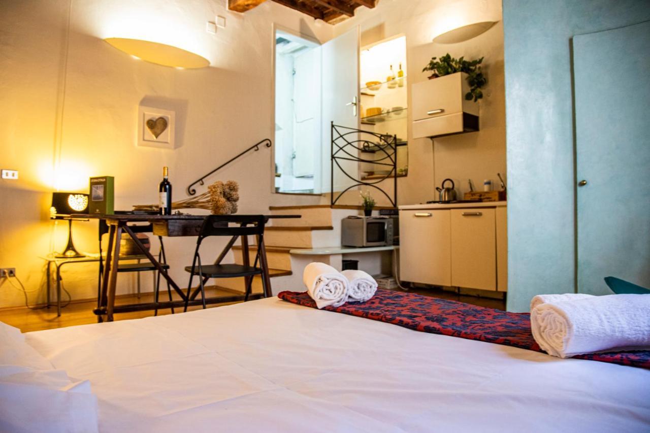 Studio In Tornabuoni Within A Renaissance Building Apartment ฟลอเรนซ์ ภายนอก รูปภาพ