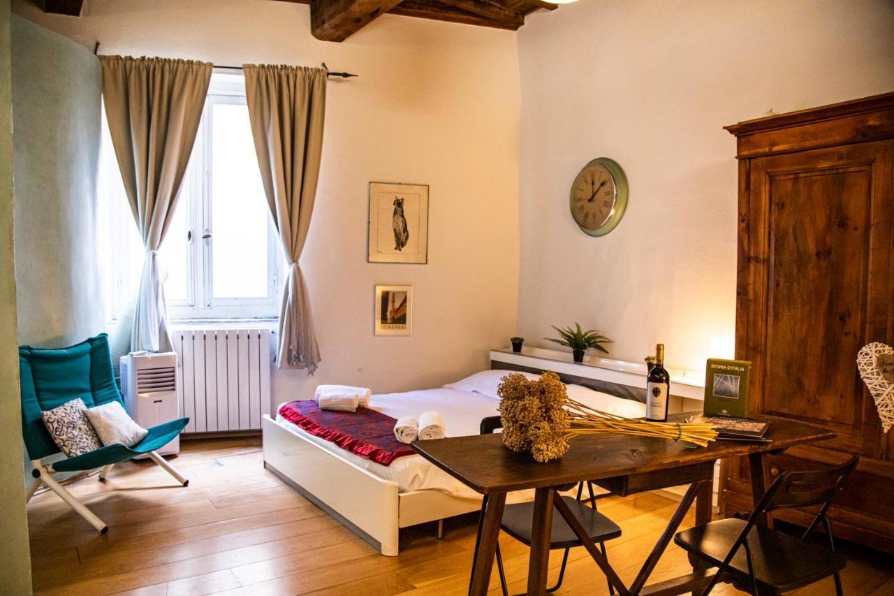 Studio In Tornabuoni Within A Renaissance Building Apartment ฟลอเรนซ์ ภายนอก รูปภาพ