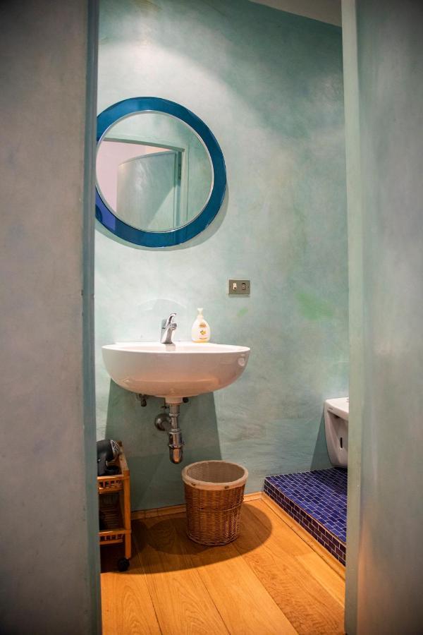 Studio In Tornabuoni Within A Renaissance Building Apartment ฟลอเรนซ์ ภายนอก รูปภาพ